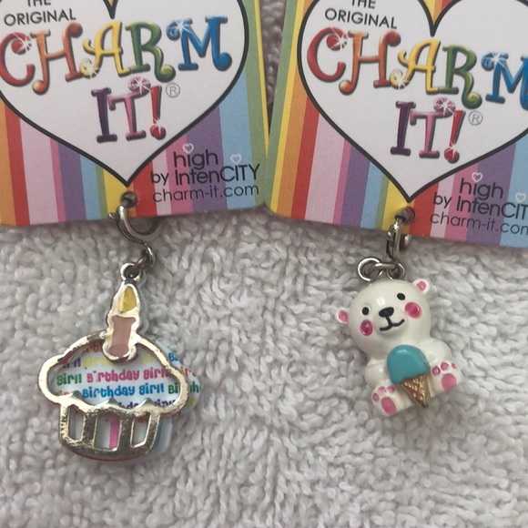 Charm it Charms (Mix & Match - 5 pieces) - Picture 7 of 8